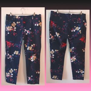 POP of floral cute pants CLEARANCE